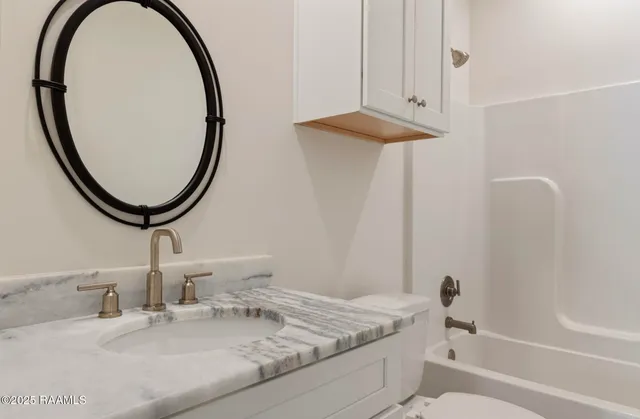 $1,800 | 211 Alpine Drive, Lafayette, LA 70506