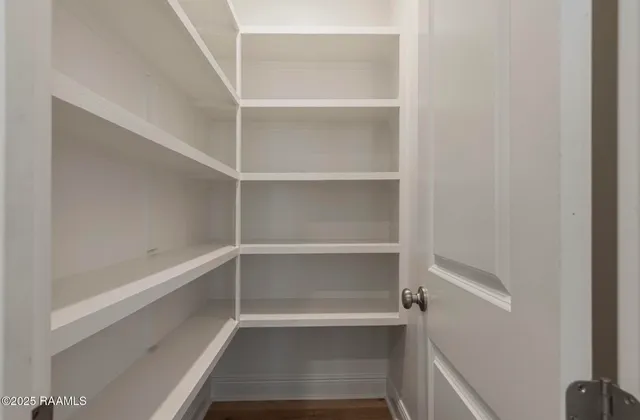 $1,800 | 211 Alpine Drive, Lafayette, LA 70506