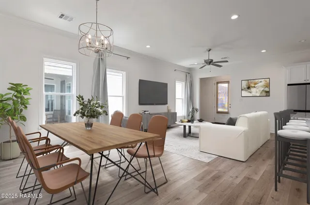 $1,800 | 211 Alpine Drive, Lafayette, LA 70506