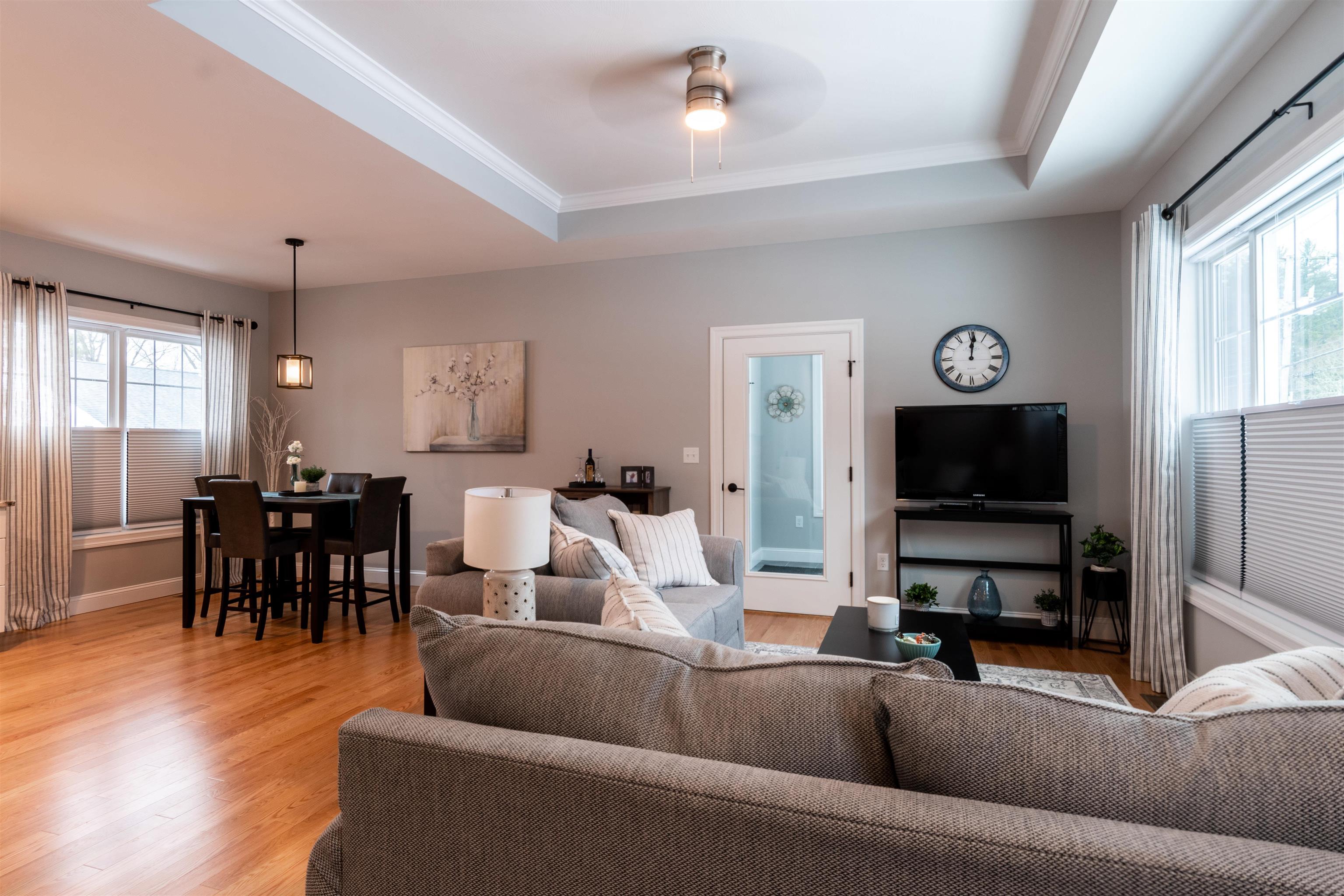 10 Sutton Way, Unit 11 Nashua, NH 03064 - Photo 4 of 23