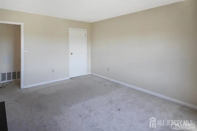 $1,850 | 1220 North Oaks Boulevard, North Brunswick, NJ 08902