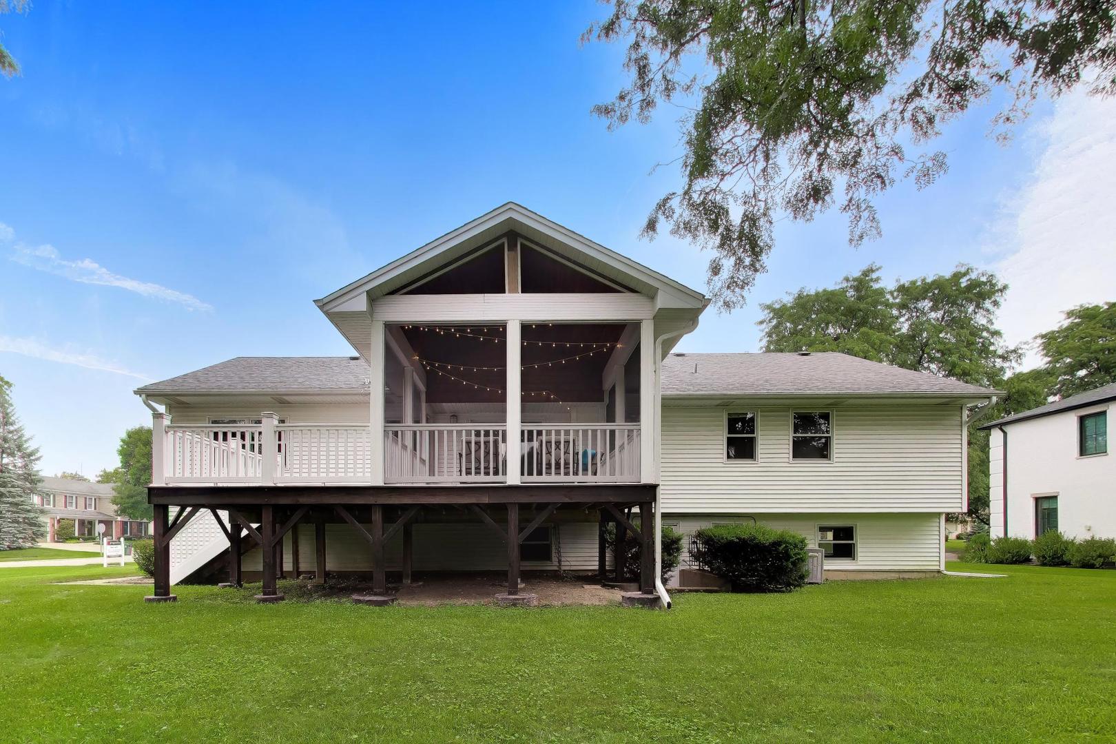 955 West Gilbert Road Palatine, IL 60067 - Photo 24 of 29 Gallery Image 24
