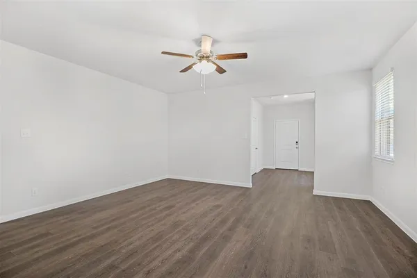$2,200 | 3911 Nature Court, Denison, TX 75020