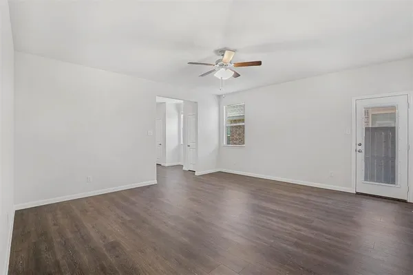 $2,200 | 3911 Nature Court, Denison, TX 75020