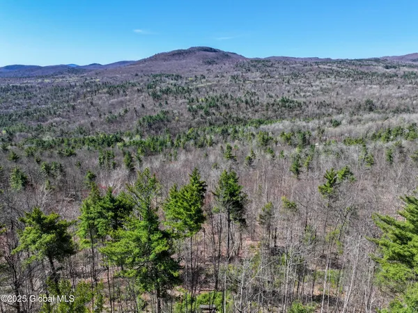 $144,900 | 392 West Hague Road, Hague, NY 12836
