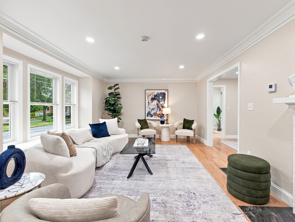 112 Payson Road, Unit 1 Belmont, MA 02478 - Photo 10 of 39 Gallery Image 10