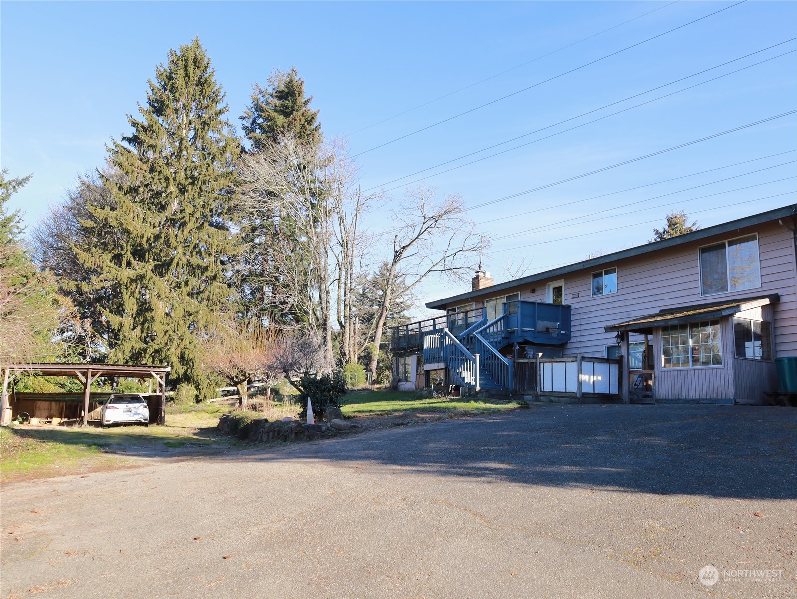 5150 South Creston Street Seattle, WA 98178 - Photo 2 of 27 front view of a house with a street