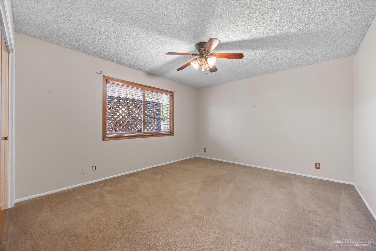 20875 Oak Street Tehachapi, CA 93561 - Photo 40 of 52 Gallery Image 40