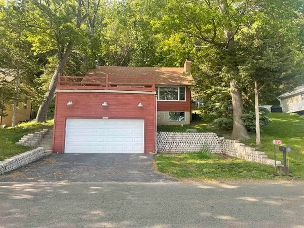 $549,000 | W10728 Tipperary Road, Poynette, WI 53955