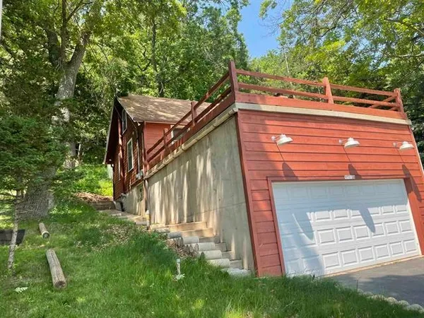 $549,000 | W10728 Tipperary Road, Poynette, WI 53955