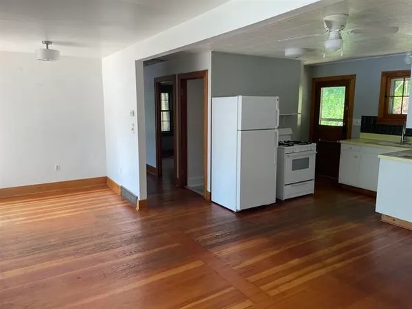 $549,000 | W10728 Tipperary Road, Poynette, WI 53955