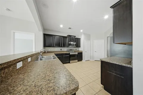 $265,000 | 2007 Sterling Gate Drive, Heartland, TX 75126