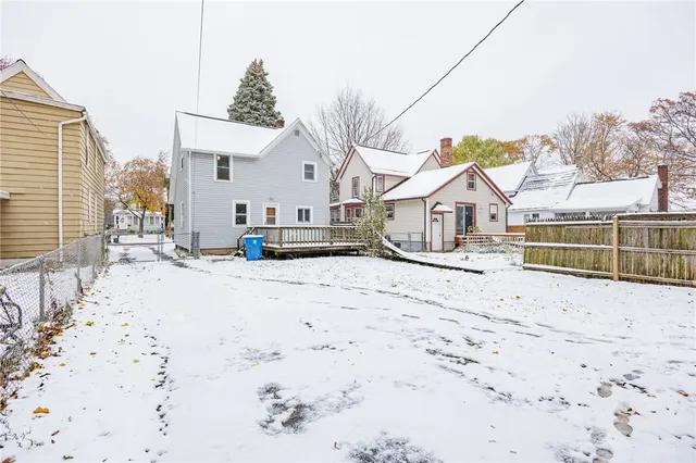 $99,000 | 51 St Johns Park, Rochester, NY 14612