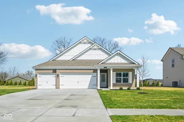 $469,900 | 5752 Bancroft Drive, Pendleton, IN 46064