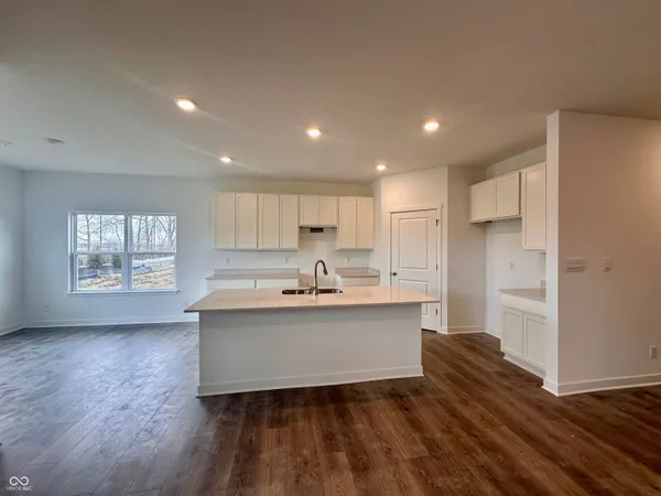 $469,900 | 5752 Bancroft Drive, Pendleton, IN 46064