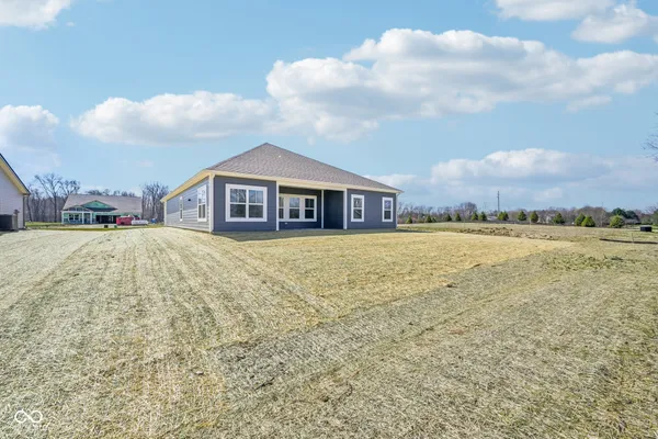 $469,900 | 5752 Bancroft Drive, Pendleton, IN 46064