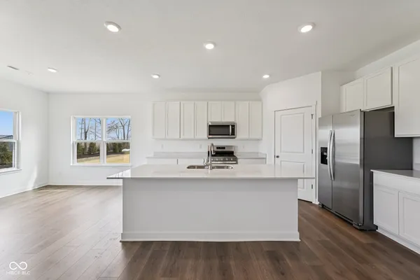 $469,900 | 5752 Bancroft Drive, Pendleton, IN 46064