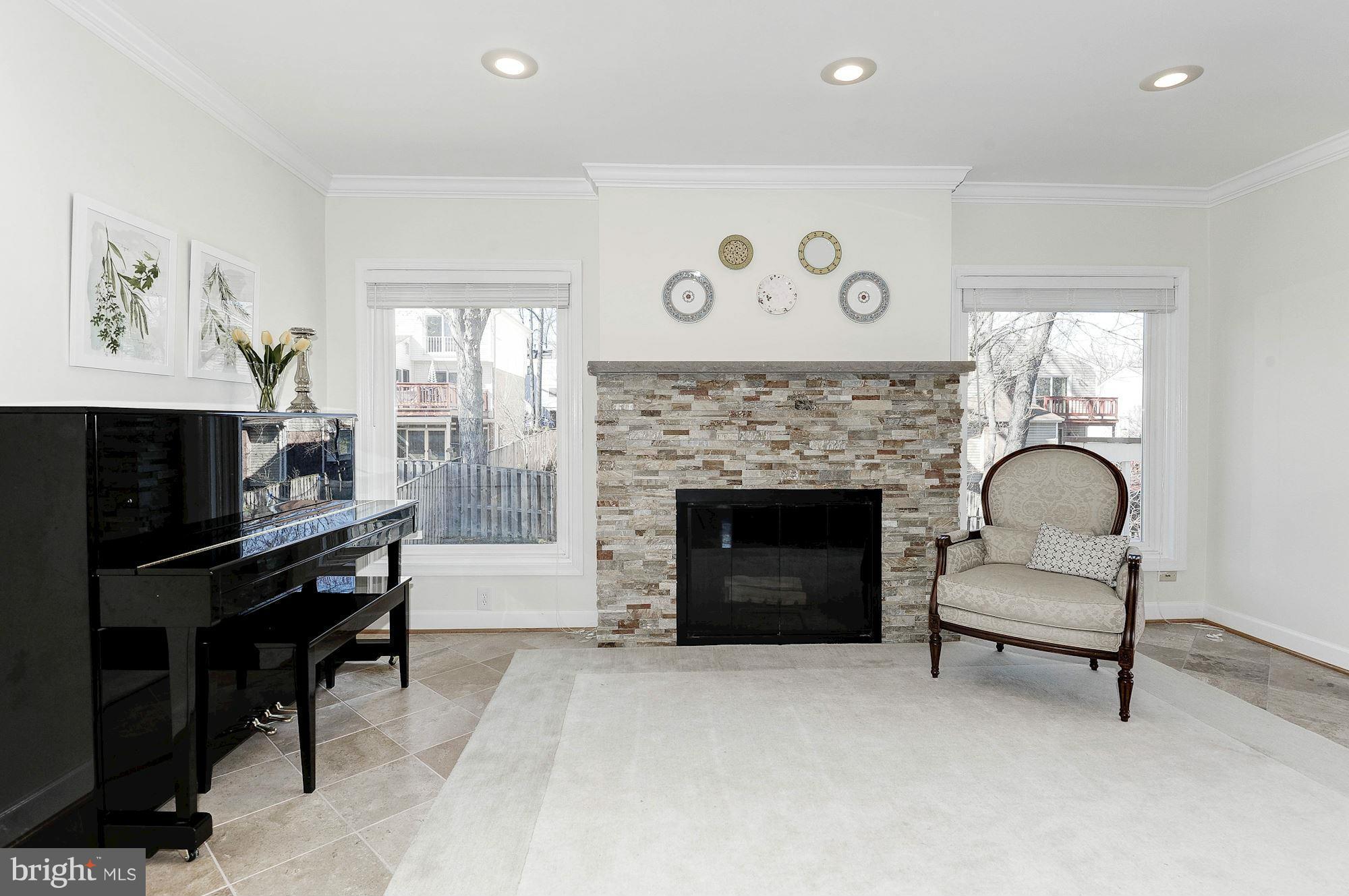 6864 Chelsea Road McLean, VA 22101 - Photo 13 of 30 Family Room