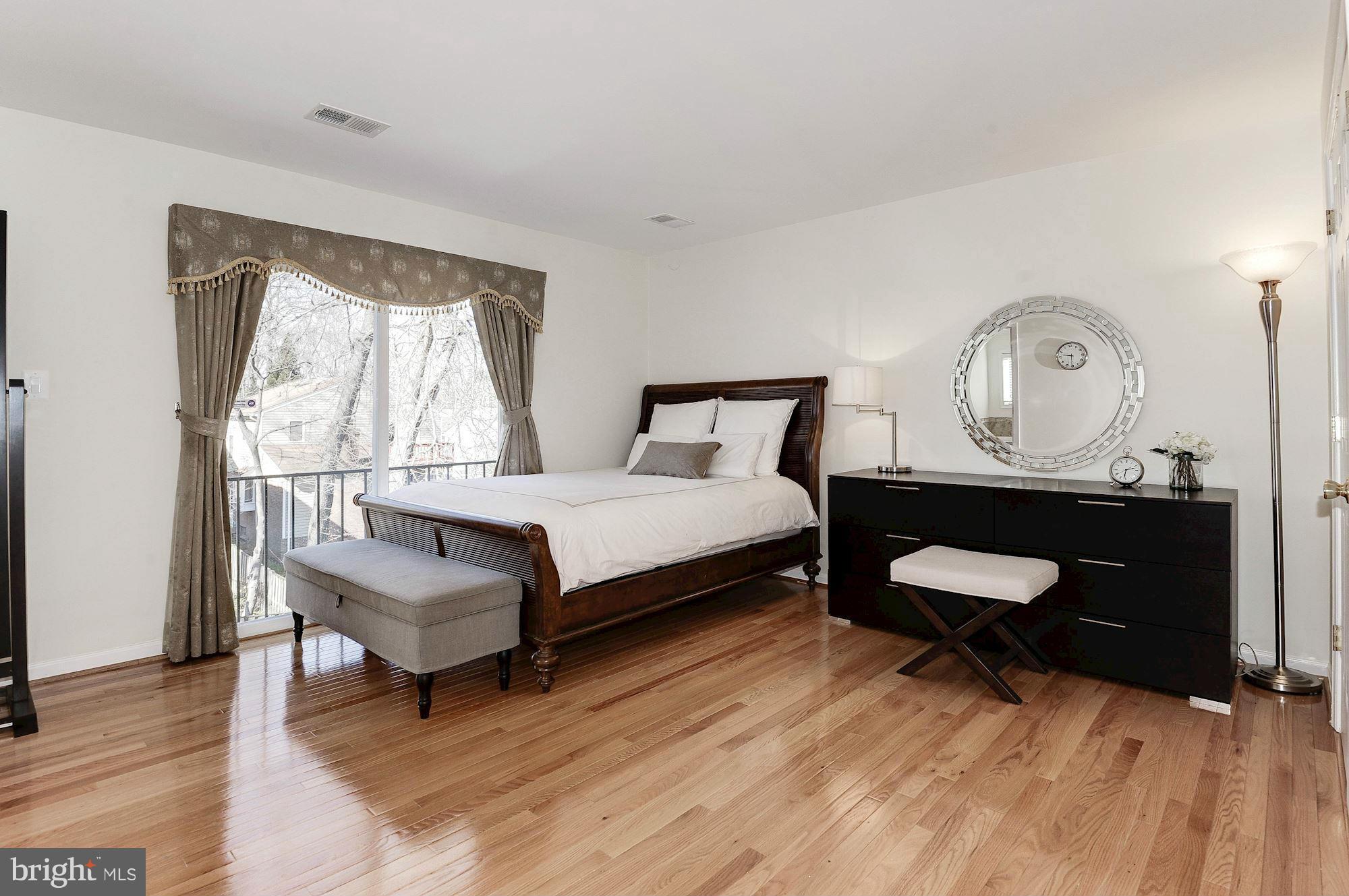 6864 Chelsea Road McLean, VA 22101 - Photo 16 of 30 Bedroom (Master)