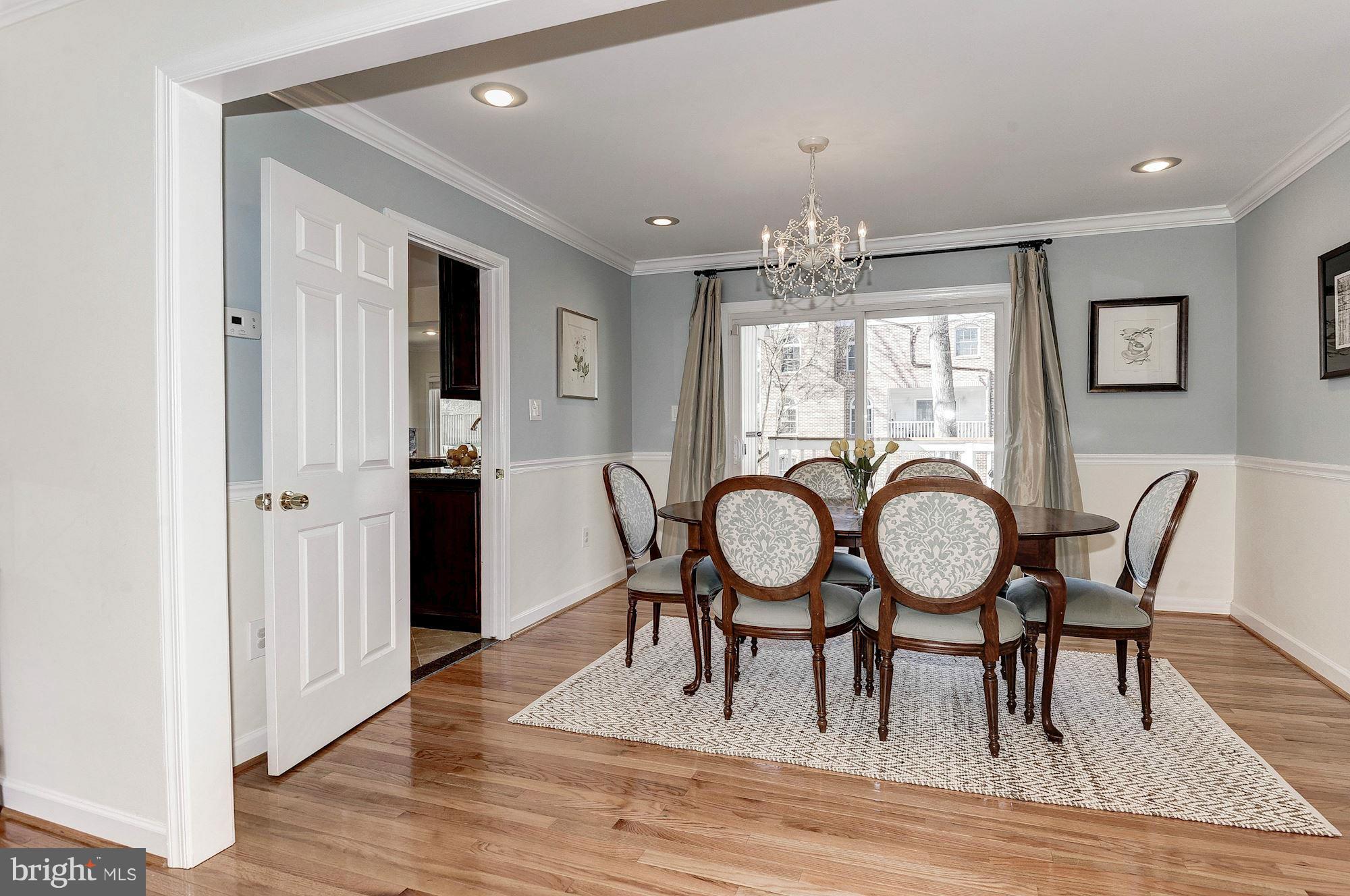 6864 Chelsea Road McLean, VA 22101 - Photo 8 of 30 Dining Room