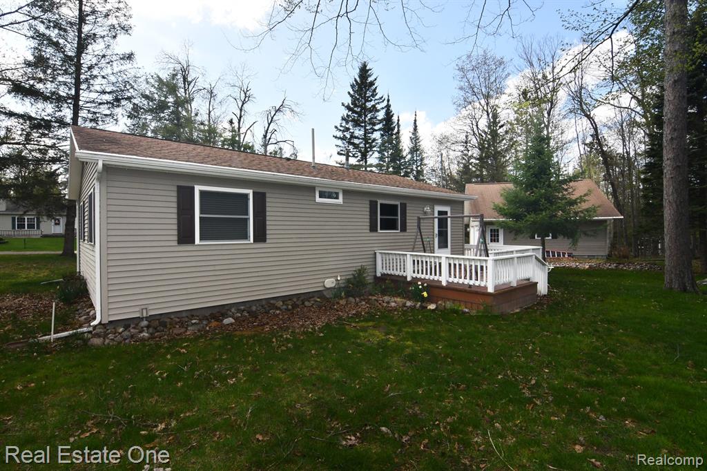 4284 Norway Road Lincoln, MI 48742 - Photo 4 of 26