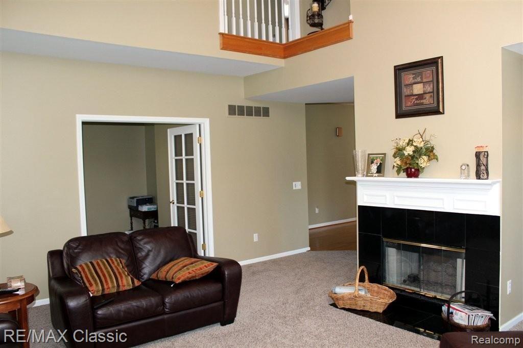 47934 Pavillon Road Canton, MI 48188 - Photo 11 of 25 Family Room