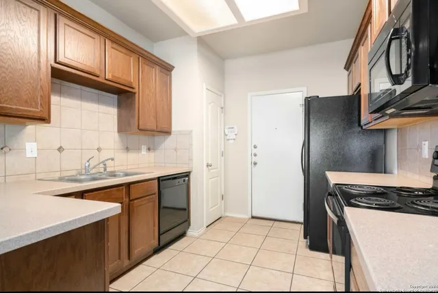 $1,775 | 7159 Summer Way, San Antonio, TX 78240