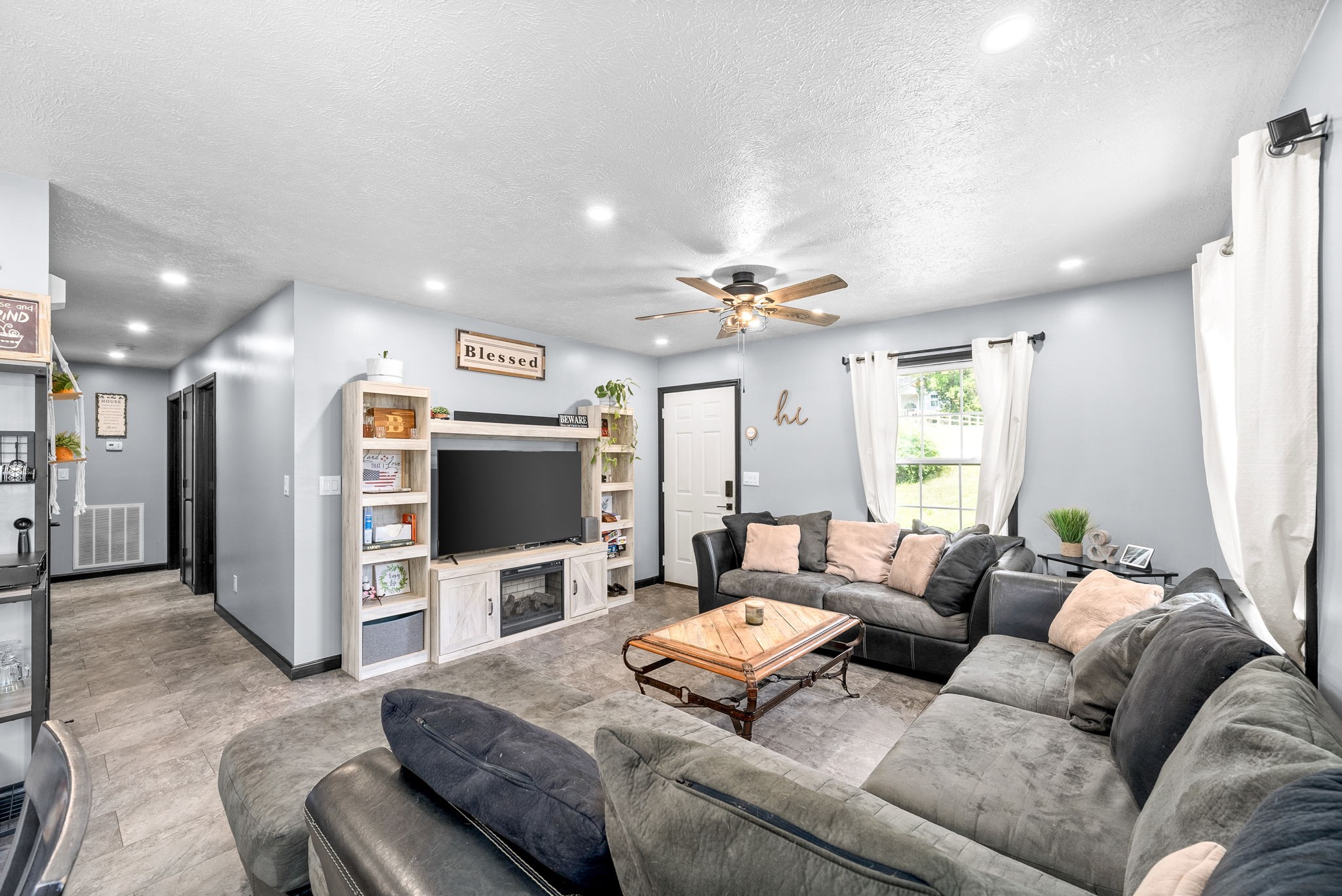 2075 7 Mile Ferry Road Clarksville, TN 37040 - Photo 6 of 25 Gallery Image 6