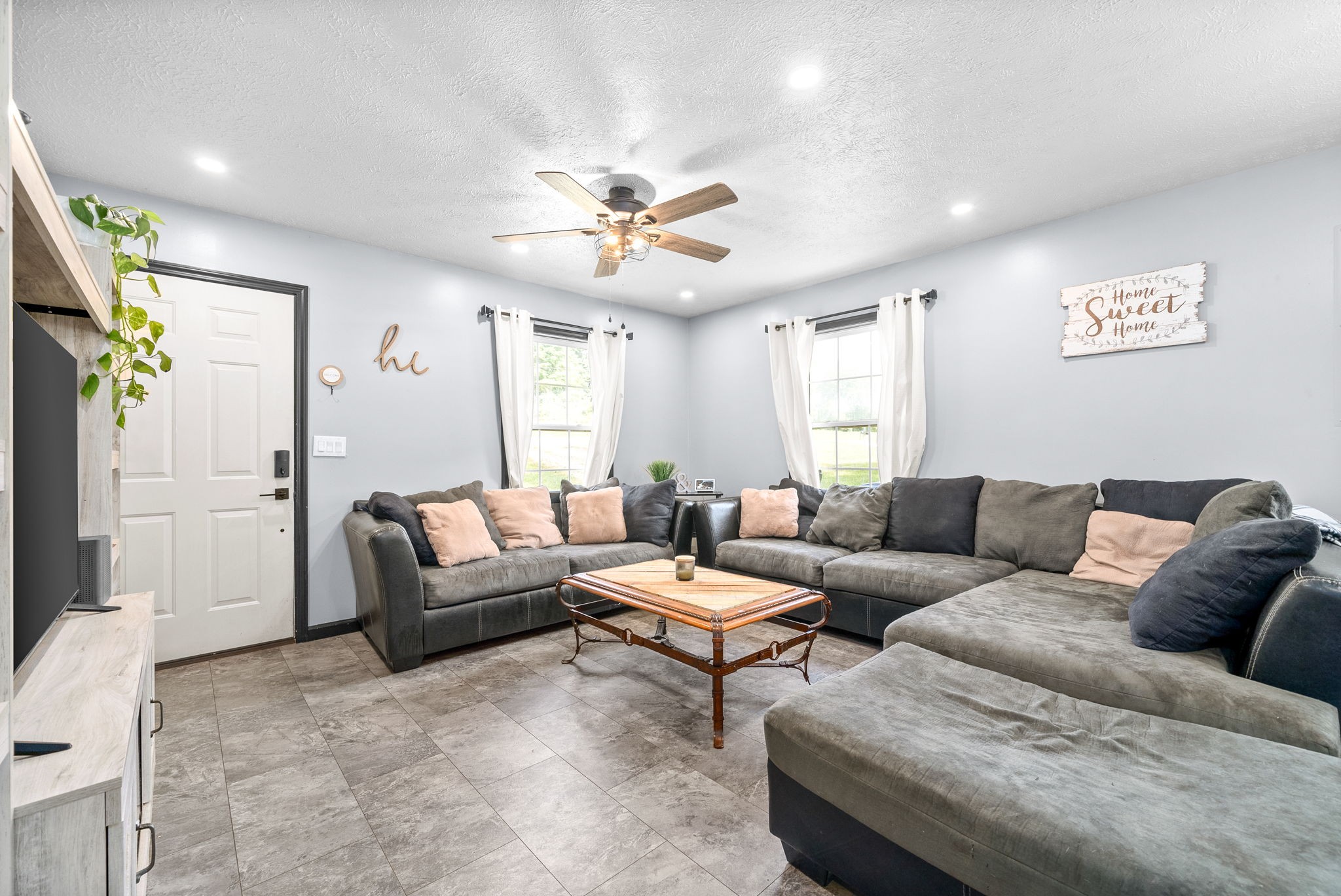 2075 7 Mile Ferry Road Clarksville, TN 37040 - Photo 7 of 25 Gallery Image 7