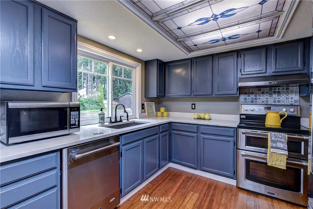 2341 218th Place Southwest Brier, WA 98036 - Photo 9 of 25 Gallery Image 9