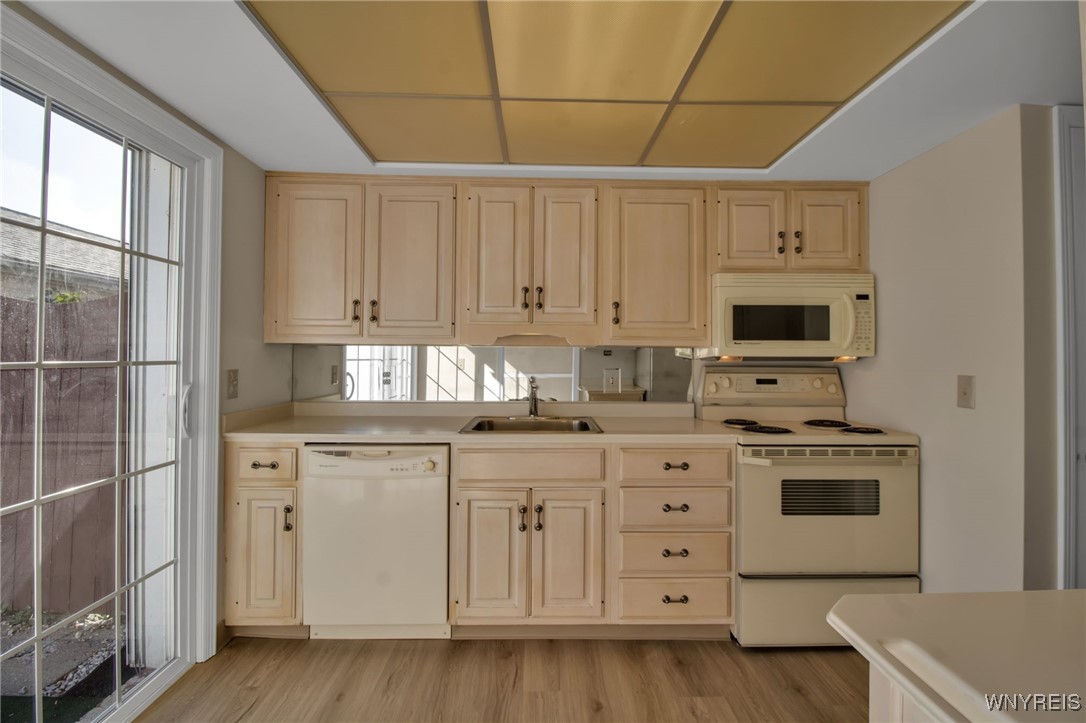 78 Hickory Hill Road Amherst, NY 14221 - Photo 11 of 44