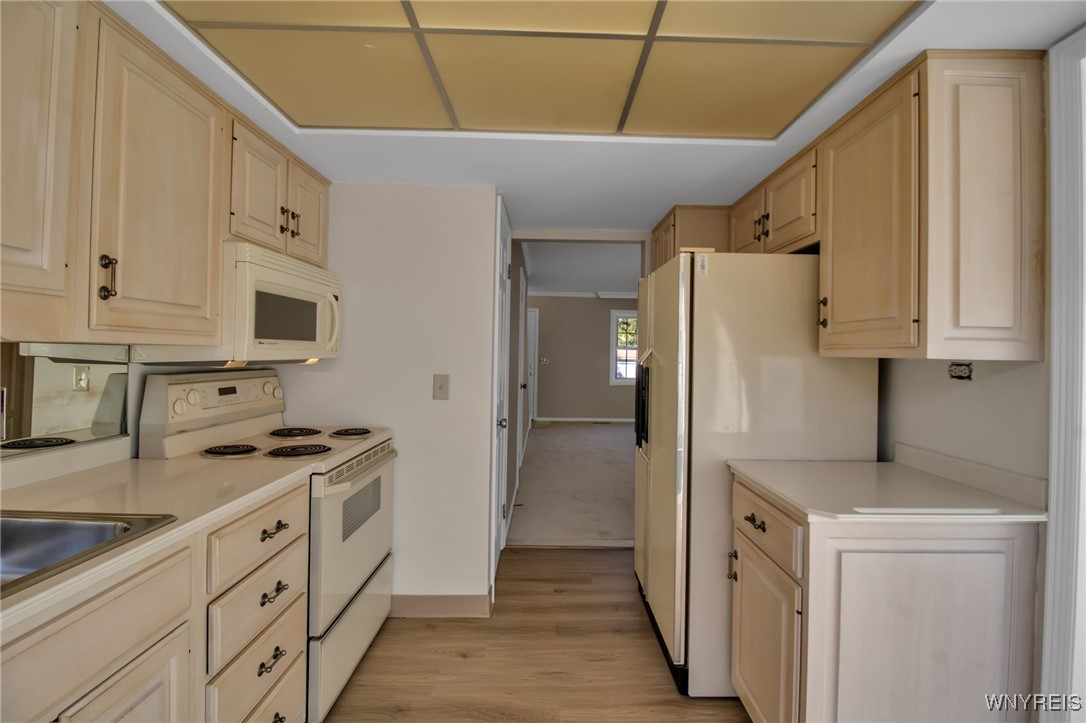 78 Hickory Hill Road Amherst, NY 14221 - Photo 13 of 44