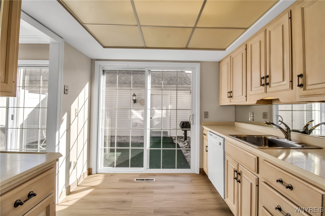 78 Hickory Hill Road Amherst, NY 14221 - Photo 15 of 44