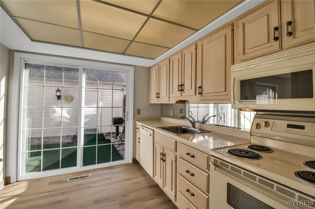 $285,000 | 78 Hickory Hill Road, Amherst, NY 14221