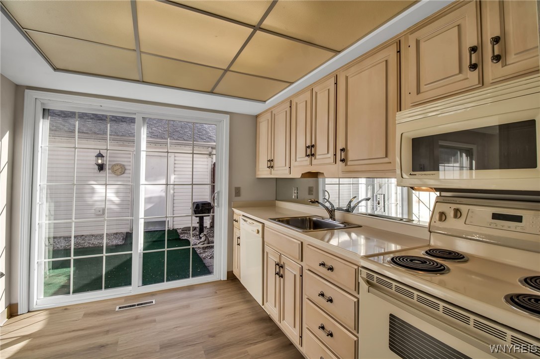 78 Hickory Hill Road Amherst, NY 14221 - Photo 16 of 44