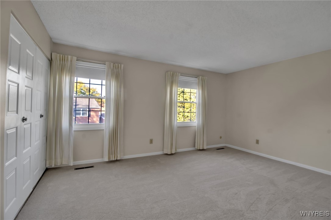 78 Hickory Hill Road Amherst, NY 14221 - Photo 21 of 44