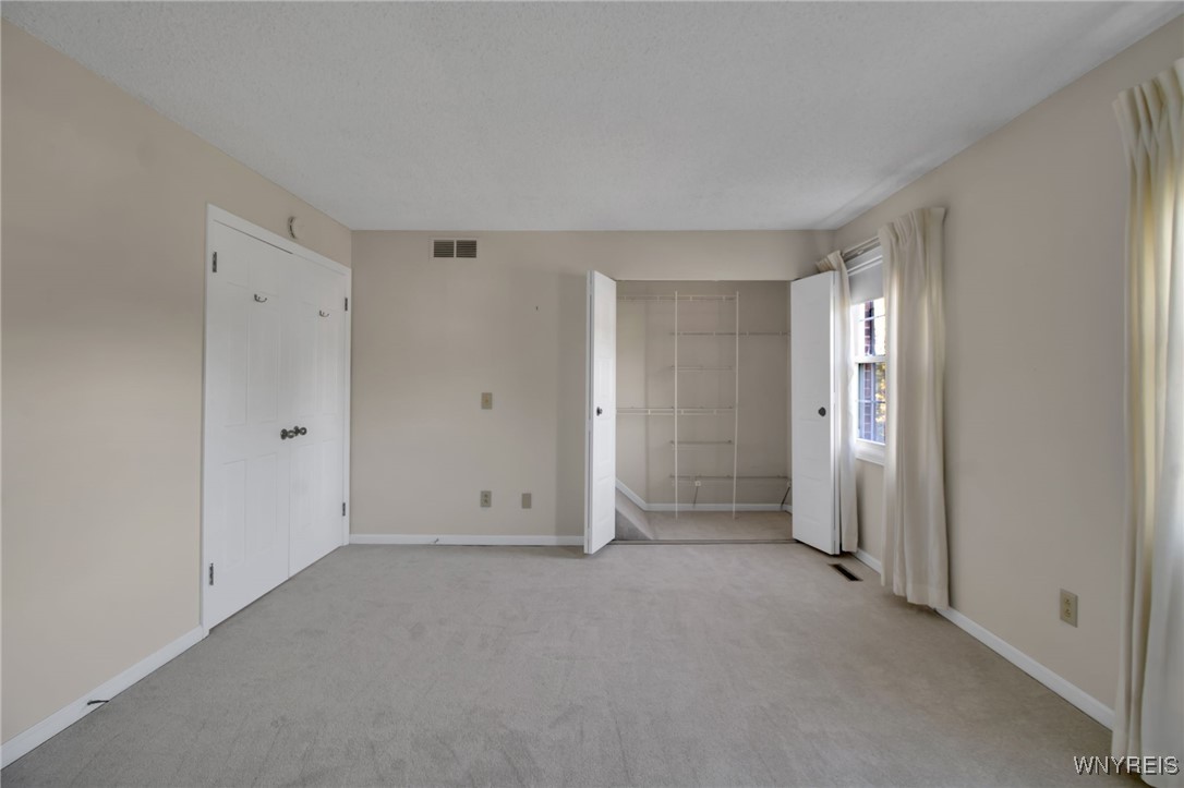 78 Hickory Hill Road Amherst, NY 14221 - Photo 24 of 44