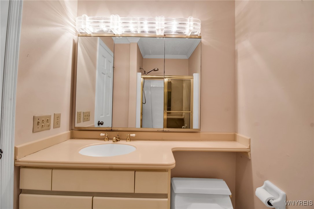 78 Hickory Hill Road Amherst, NY 14221 - Photo 32 of 44