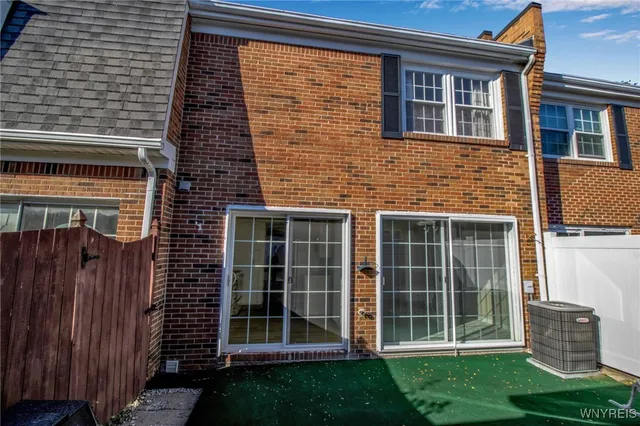 $285,000 | 78 Hickory Hill Road, Amherst, NY 14221