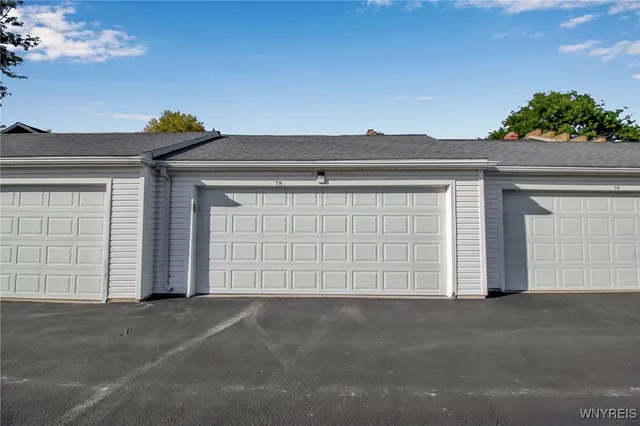 $285,000 | 78 Hickory Hill Road, Amherst, NY 14221