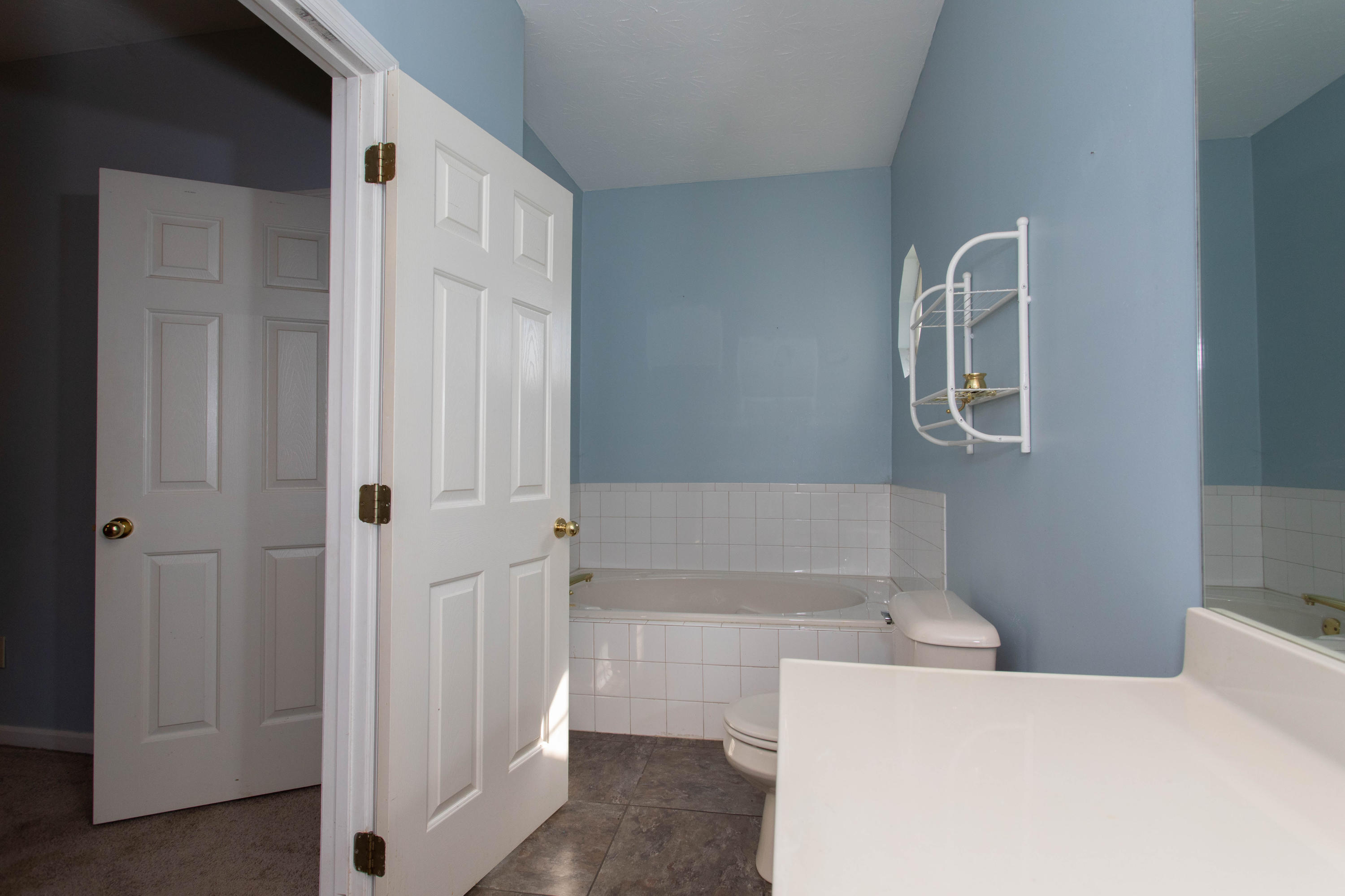 197 Chestnut Ridge Drive Lexington, KY 40511 - Photo 16 of 29 8G1A1121