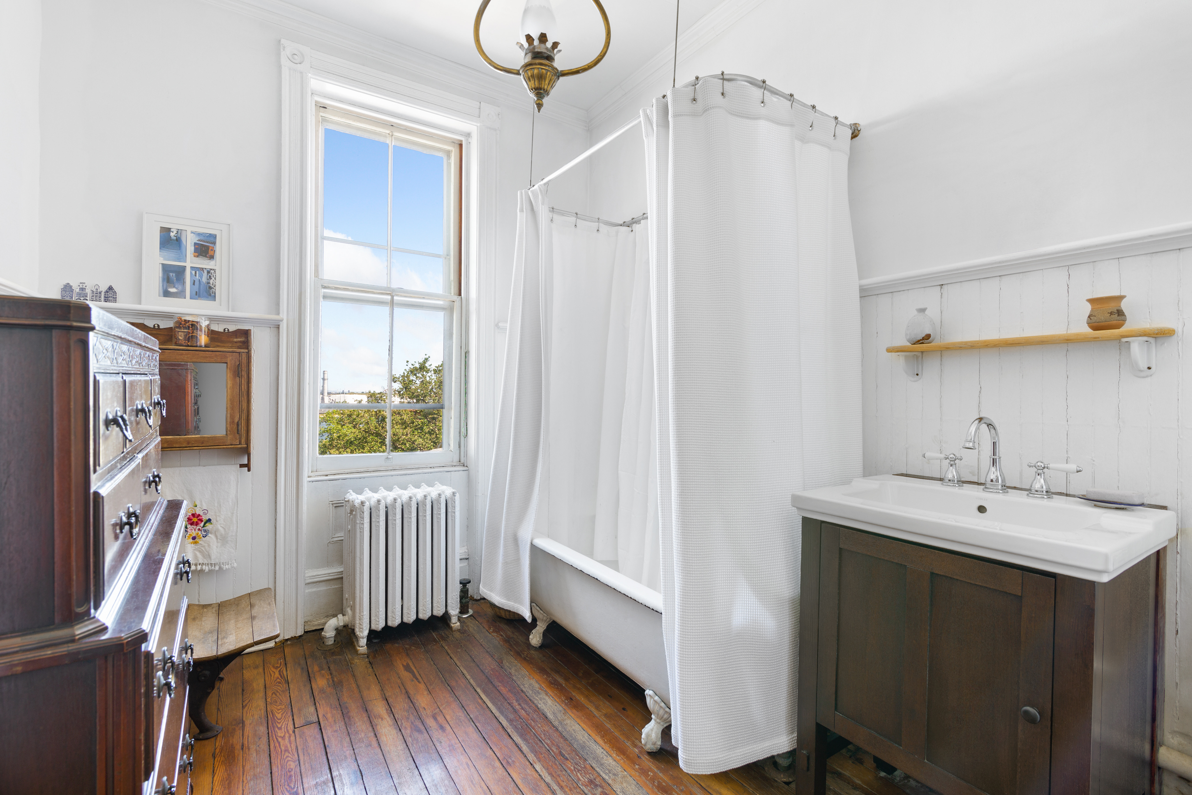 9 Carroll Place Staten Island, NY 10301 - Photo 11 of 20