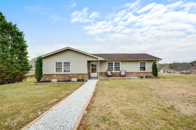 $255,000 | 306 Skyland Drive, Bristol, TN 37620
