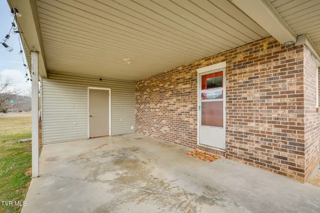 $249,900 | 306 Skyland Drive, Bristol, TN 37620