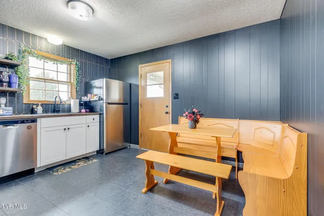 $249,900 | 306 Skyland Drive, Bristol, TN 37620