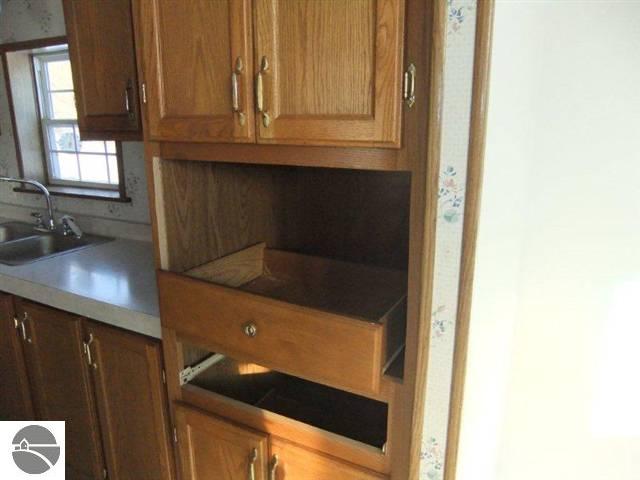 429 Mitchell Road Southeast Kalkaska, MI 49646 - Photo 6 of 25 1724711-5.JPG