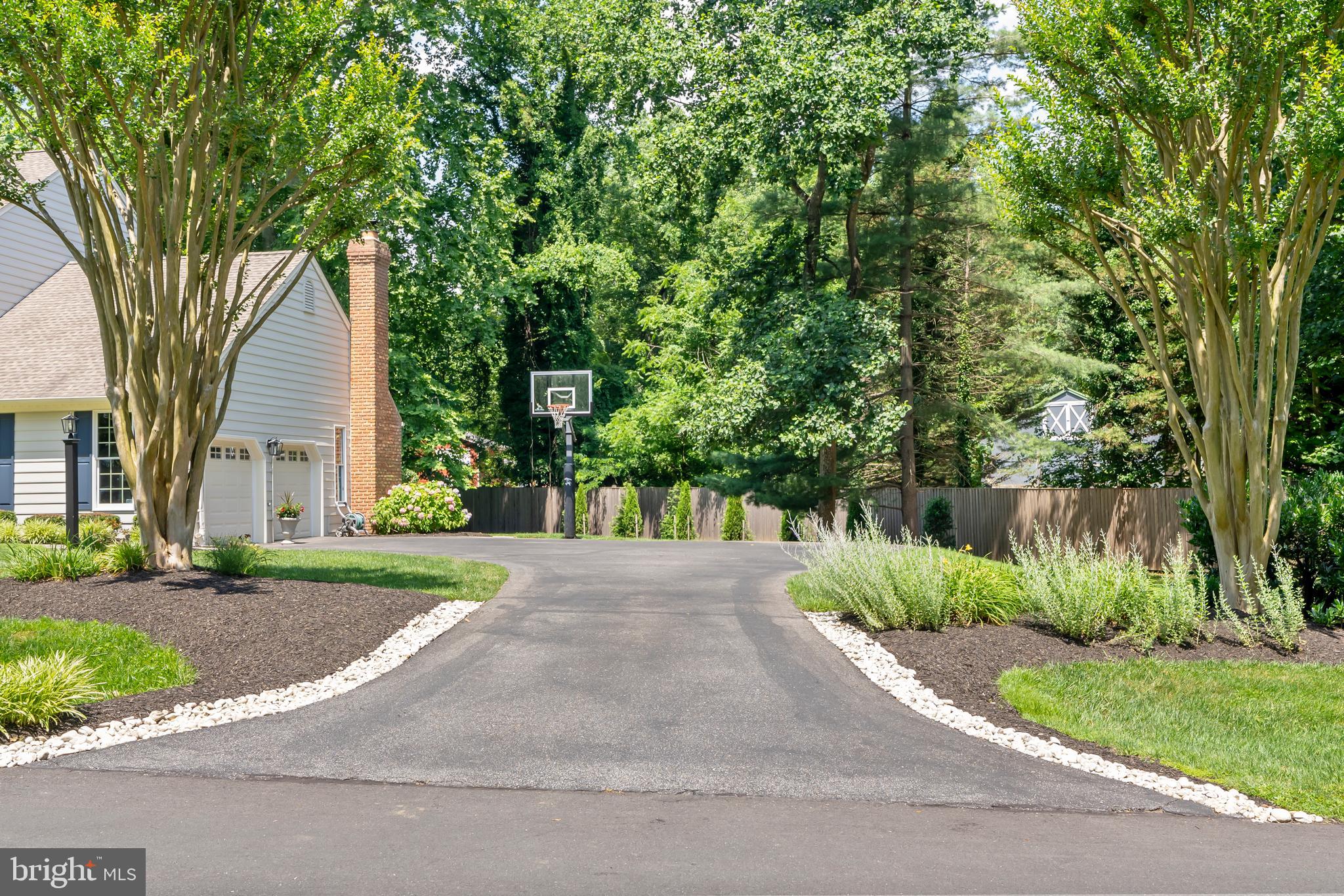 1600 Old Mill Bottom Run Annapolis, MD 21409 - Photo 5 of 56 a view of a yard with plants and trees