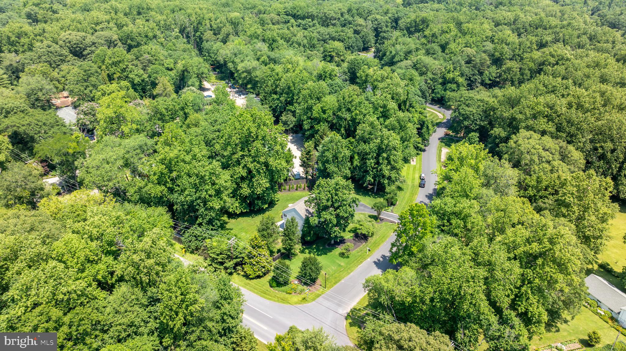 1600 Old Mill Bottom Run Annapolis, MD 21409 - Photo 53 of 56 an aerial view of a garden with houses