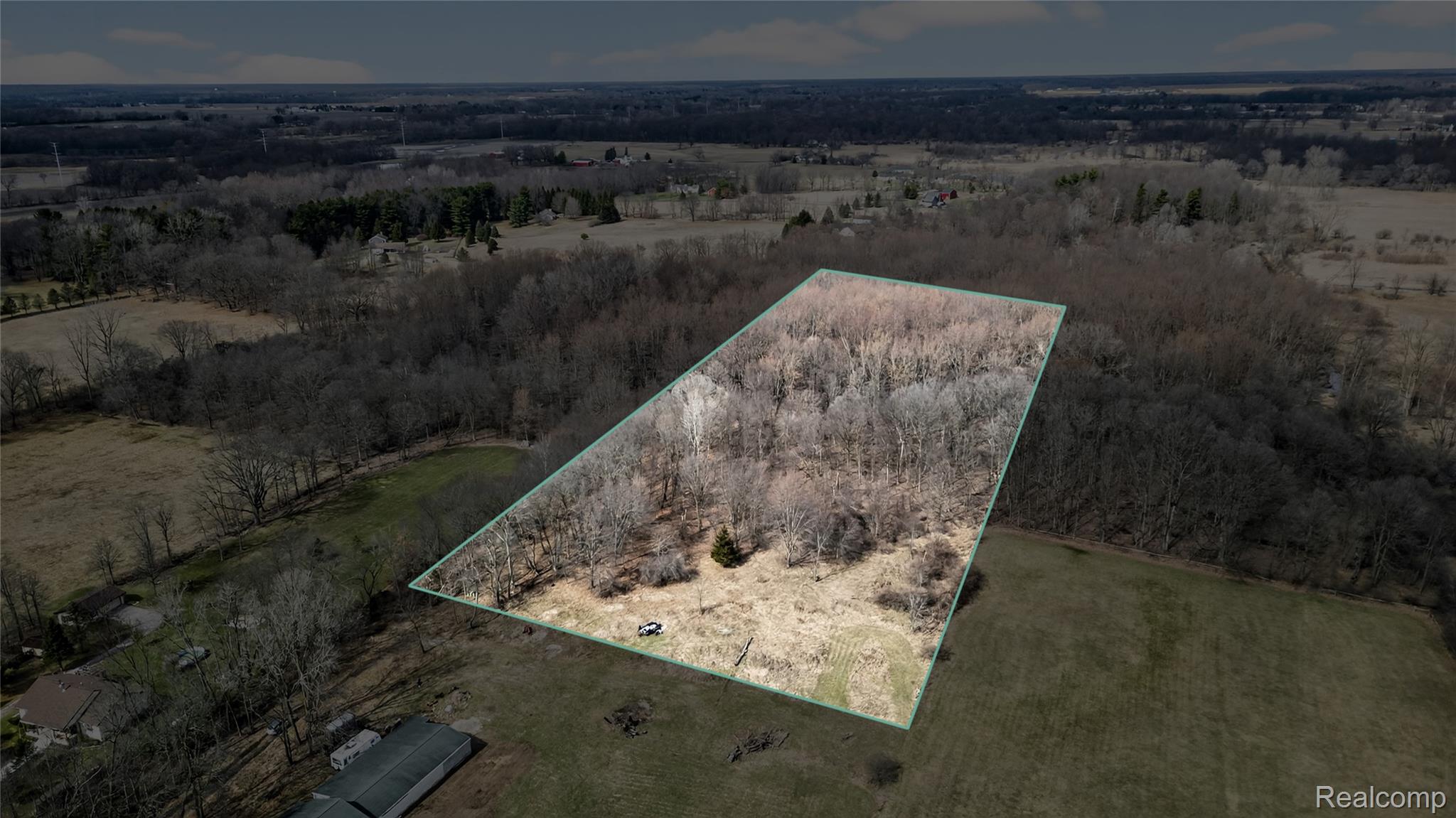 5516 Lowe Road Fowlerville, MI 48836 - Photo 15 of 17 9-5516-Lowe-Rd-Fowlerville-MI-48836-WindowStill.jpg