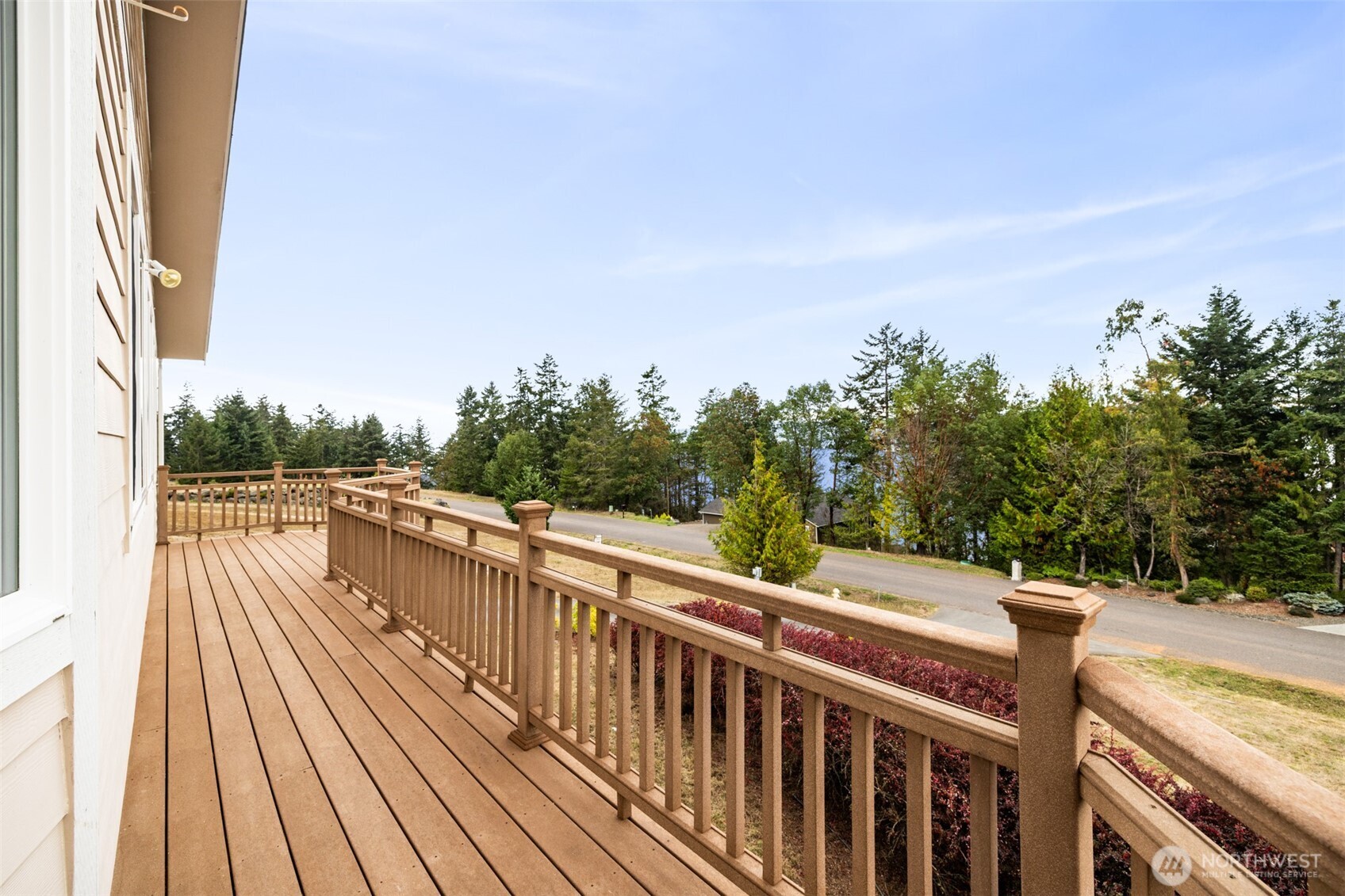 382 Discovery View Drive Sequim, WA 98382 - Photo 37 of 40 a view of balcony with wooden floor and fence
